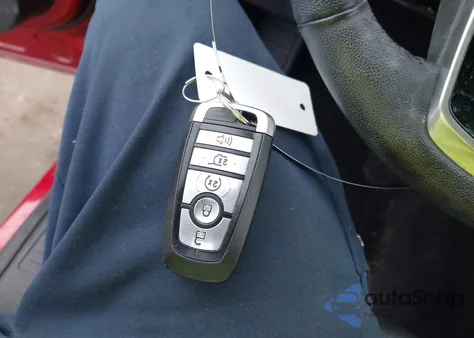 2020 Ford Escape Titanium Hybrid z USA, uszkodzony, nr VIN 1FMCU0DZ0LUA67619